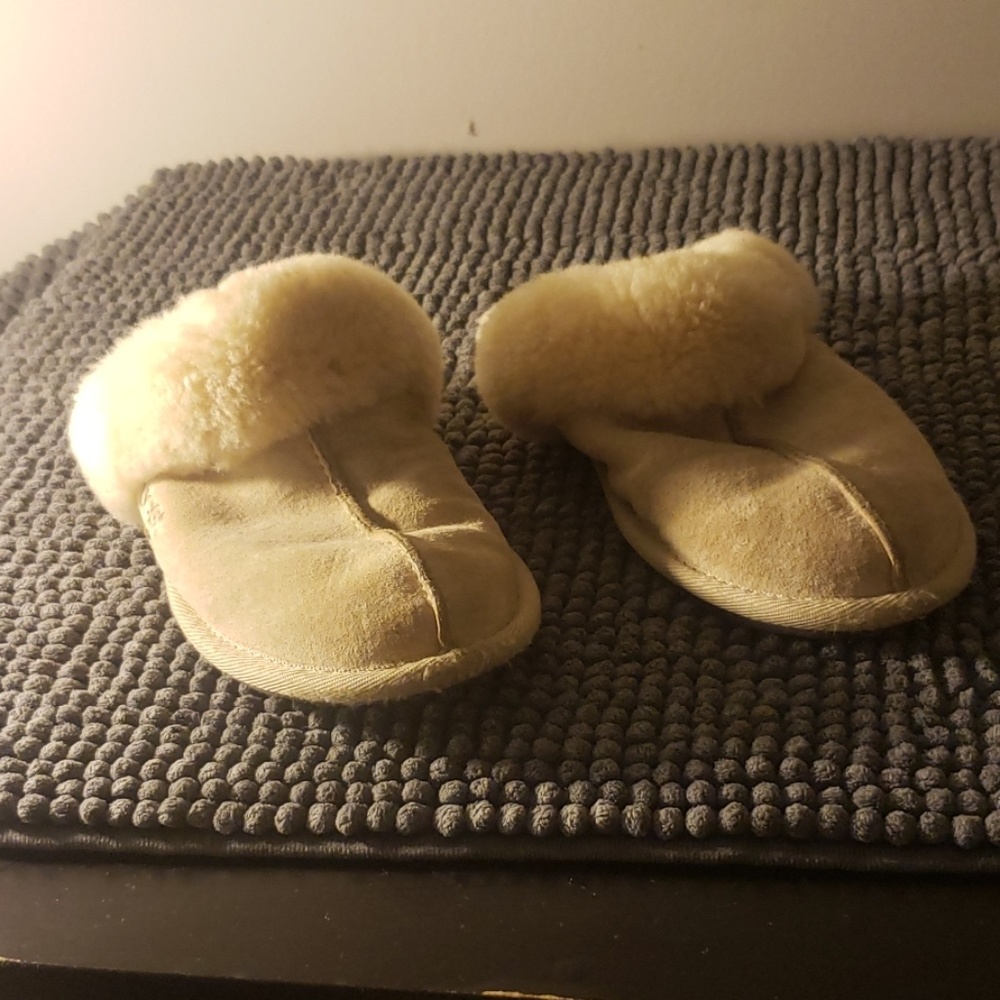Ugg slippers